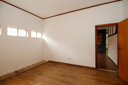 Casa à venda com 400m², 5 quartos e 2 vagas Casa à venda com 400m², 5 quartos e 2 vagasCopa