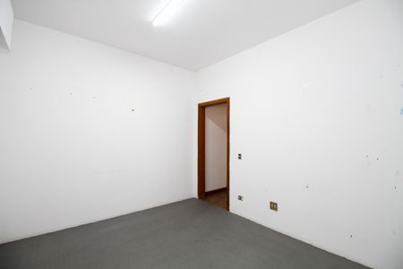 Casa à venda com 400m², 5 quartos e 2 vagas Casa à venda com 400m², 5 quartos e 2 vagasQuarto 4