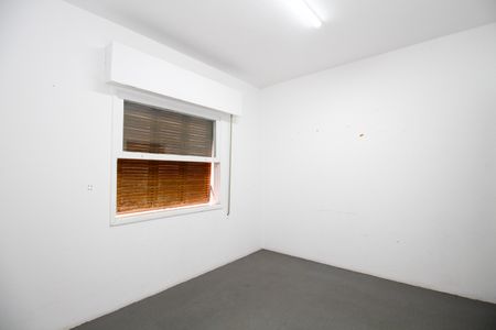 Casa à venda com 400m², 5 quartos e 2 vagas Casa à venda com 400m², 5 quartos e 2 vagasQuarto 4