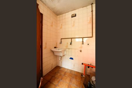 Casa à venda com 400m², 5 quartos e 2 vagas Casa à venda com 400m², 5 quartos e 2 vagasÁrea de Serviço