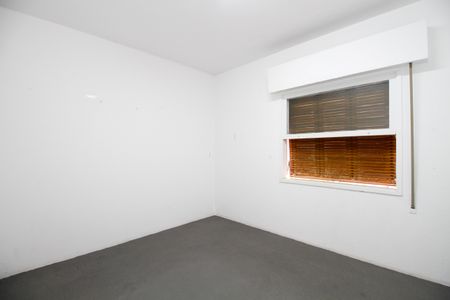 Casa à venda com 400m², 5 quartos e 2 vagas Casa à venda com 400m², 5 quartos e 2 vagasQuarto 4