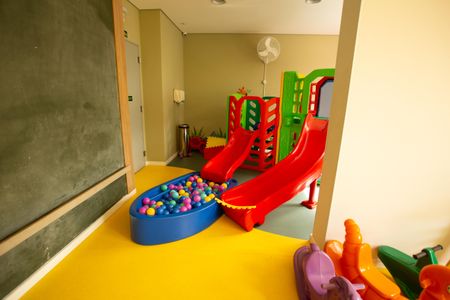 Apartamento à venda com 58m², 2 quartos e 1 vagaÁrea comum