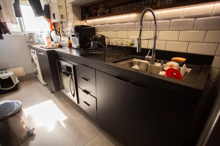 Apartamento à venda com 58m², 2 quartos e 1 vagaCozinha