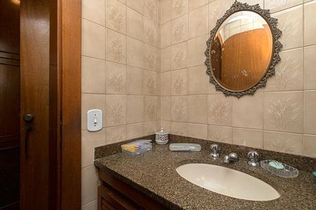 Apartamento à venda com 196m², 3 quartos e 2 vagaslavabo