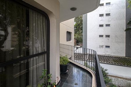 Apartamento à venda com 196m², 3 quartos e 2 vagassacada_2