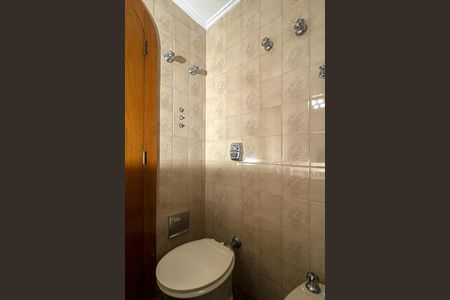 Apartamento à venda com 196m², 3 quartos e 2 vagasbanheiro social_3