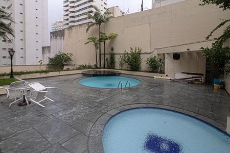Apartamento à venda com 196m², 3 quartos e 2 vagaspiscina_4