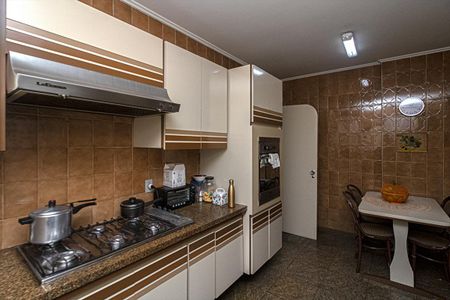 Apartamento à venda com 196m², 3 quartos e 2 vagascozinha