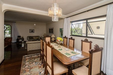 Apartamento à venda com 196m², 3 quartos e 2 vagasCopa
