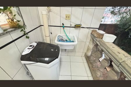 Casa à venda com 160m², 2 quartos e 1 vagaÁrea de Serviço