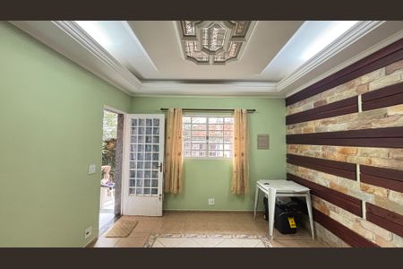 Casa à venda com 160m², 2 quartos e 1 vagaSala