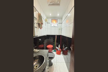 Casa à venda com 160m², 2 quartos e 1 vagaBanheiro