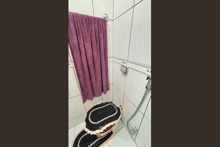 Casa à venda com 160m², 2 quartos e 1 vagaBanheiro da Suíte 1