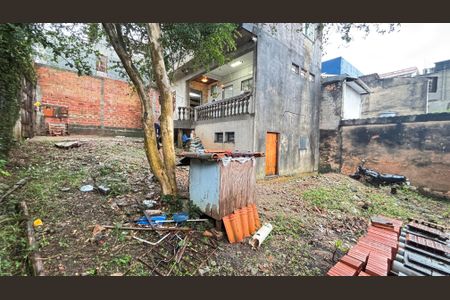 Casa à venda com 160m², 2 quartos e 1 vagaQuintal