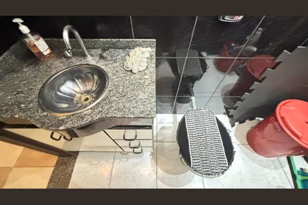 Casa à venda com 160m², 2 quartos e 1 vagaBanheiro