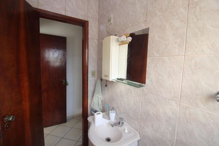 Casa à venda com 257m², 3 quartos e 2 vagasBanheiro 1