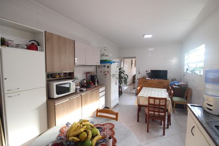 Casa à venda com 257m², 3 quartos e 2 vagasCozinha