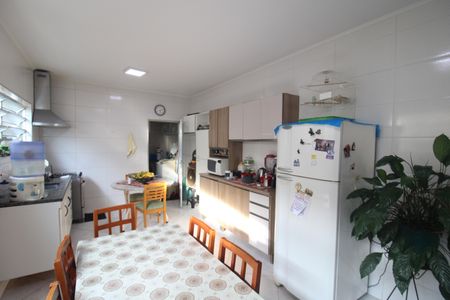 Casa à venda com 257m², 3 quartos e 2 vagasCozinha