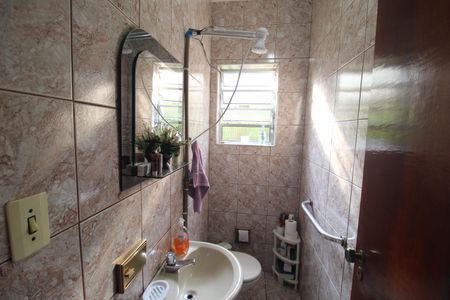 Casa à venda com 257m², 3 quartos e 2 vagasBanheiro 3