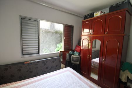 Casa à venda com 257m², 3 quartos e 2 vagasQuarto 3