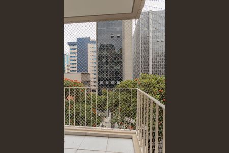 Apartamento para alugar com 52m², 2 quartos e 1 vaga Apartamento para alugar com 52m², 2 quartos e 1 vagaVaranda