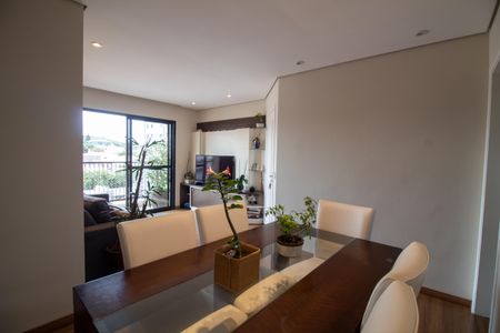Apartamento à venda com 82m², 3 quartos e 2 vagas Apartamento à venda com 82m², 3 quartos e 2 vagasSala de Jantar