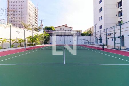 Apartamento à venda com 82m², 3 quartos e 2 vagas Apartamento à venda com 82m², 3 quartos e 2 vagasÁrea comum - Quadra
