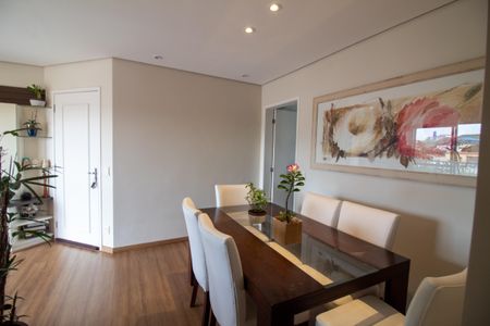 Apartamento à venda com 82m², 3 quartos e 2 vagas Apartamento à venda com 82m², 3 quartos e 2 vagasSala de Jantar