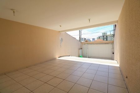 Casa à venda com 300m², 3 quartos e 4 vagas Casa à venda com 300m², 3 quartos e 4 vagasGaragem