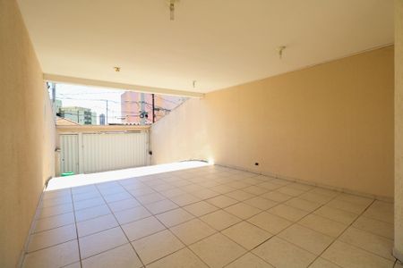 Casa à venda com 300m², 3 quartos e 4 vagas Casa à venda com 300m², 3 quartos e 4 vagasGaragem