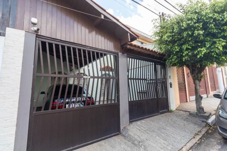 Casa à venda com 190m², 3 quartos e 2 vagasFachada