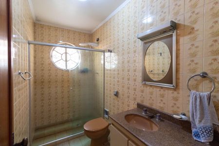 Casa à venda com 190m², 3 quartos e 2 vagasBanheiro 2