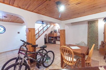 Casa à venda com 190m², 3 quartos e 2 vagasSalão de Festas