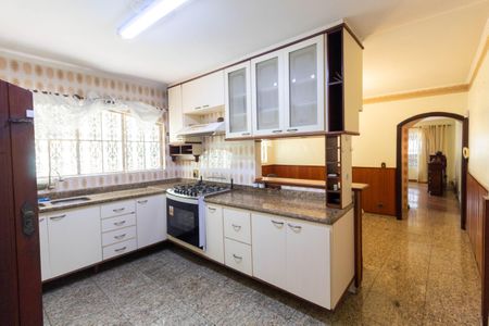 Casa à venda com 190m², 3 quartos e 2 vagasCozinha