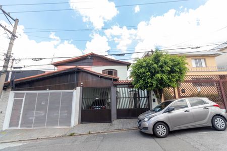 Casa à venda com 190m², 3 quartos e 2 vagasFachada