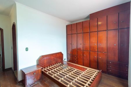 Casa à venda com 190m², 3 quartos e 2 vagasQuarto Suíte