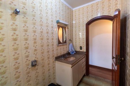 Casa à venda com 190m², 3 quartos e 2 vagasBanheiro 2