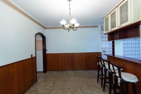 Casa à venda com 190m², 3 quartos e 2 vagasCopa