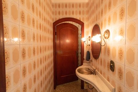 Casa à venda com 190m², 3 quartos e 2 vagasLavabo