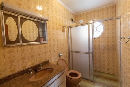 Casa à venda com 190m², 3 quartos e 2 vagasBanheiro da Suíte