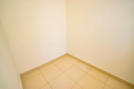 Apartamento para alugar com 80m², 2 quartos e sem vaga Apartamento para alugar com 80m², 2 quartos e sem vagaQuarto de Serviço