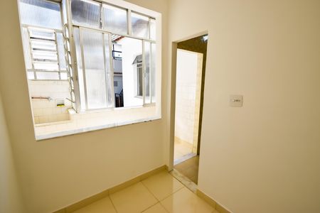 Apartamento para alugar com 80m², 2 quartos e sem vaga Apartamento para alugar com 80m², 2 quartos e sem vagaQuarto de Serviço