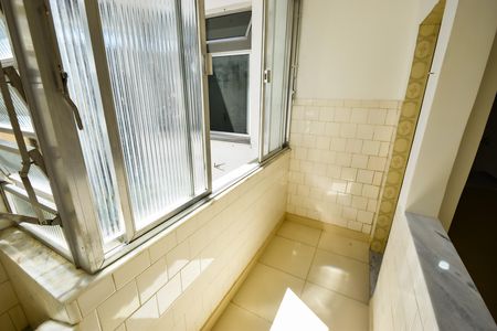 Apartamento para alugar com 80m², 2 quartos e sem vaga Apartamento para alugar com 80m², 2 quartos e sem vagaÁrea de Serviço