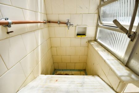 Apartamento para alugar com 80m², 2 quartos e sem vaga Apartamento para alugar com 80m², 2 quartos e sem vagaÁrea de Serviço