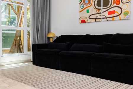 Casa de condomínio para alugar com 350m², 4 quartos e 4 vagasSala