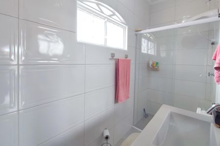 Casa à venda com 174m², 3 quartos e 8 vagas Casa à venda com 174m², 3 quartos e 8 vagasBanheiro Suíte