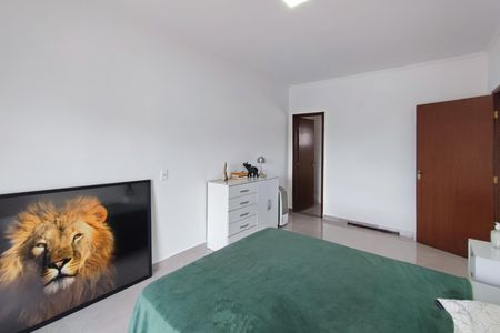 Casa à venda com 174m², 3 quartos e 8 vagas Casa à venda com 174m², 3 quartos e 8 vagasQuarto Suíte