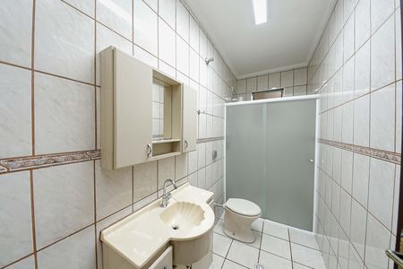 Casa à venda com 115m², 2 quartos e 2 vagas Casa à venda com 115m², 2 quartos e 2 vagasBanheiro