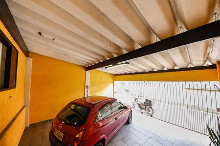 Casa à venda com 115m², 2 quartos e 2 vagas Casa à venda com 115m², 2 quartos e 2 vagasGaragem