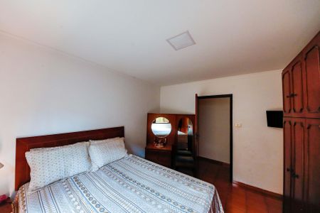 Casa à venda com 115m², 2 quartos e 2 vagas Casa à venda com 115m², 2 quartos e 2 vagasQuarto 1